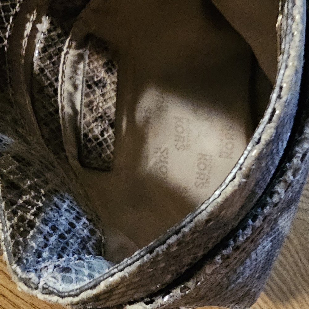 Micheal Kors Leather Crossbody Hammit Tony In Snake Embossed Pattern Excellent C - Picture 3 of 4